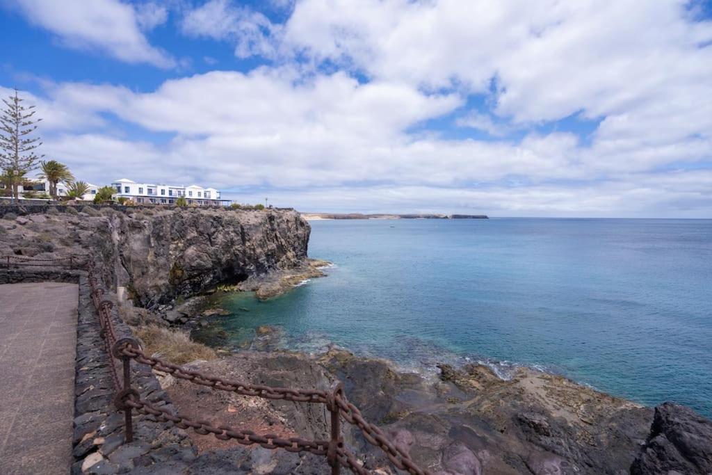 Beautiful Home In Lanzarote 5 Mins From Marina Коста Бланка Экстерьер фото