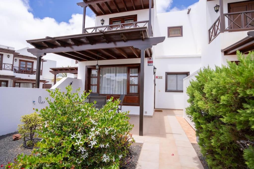 Beautiful Home In Lanzarote 5 Mins From Marina Коста Бланка Экстерьер фото