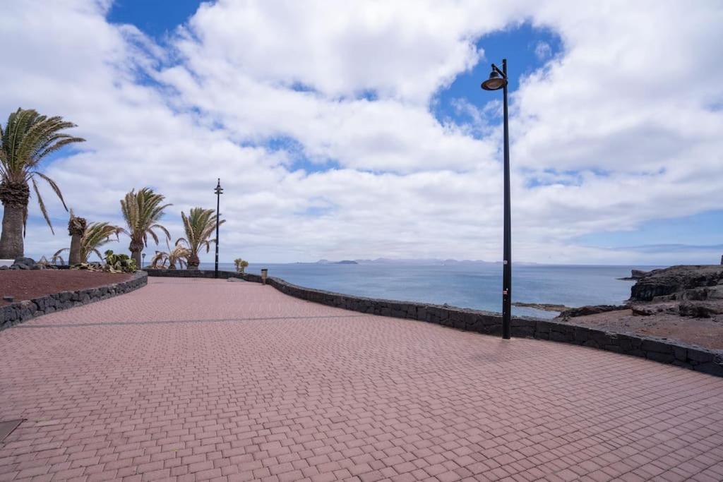 Beautiful Home In Lanzarote 5 Mins From Marina Коста Бланка Экстерьер фото