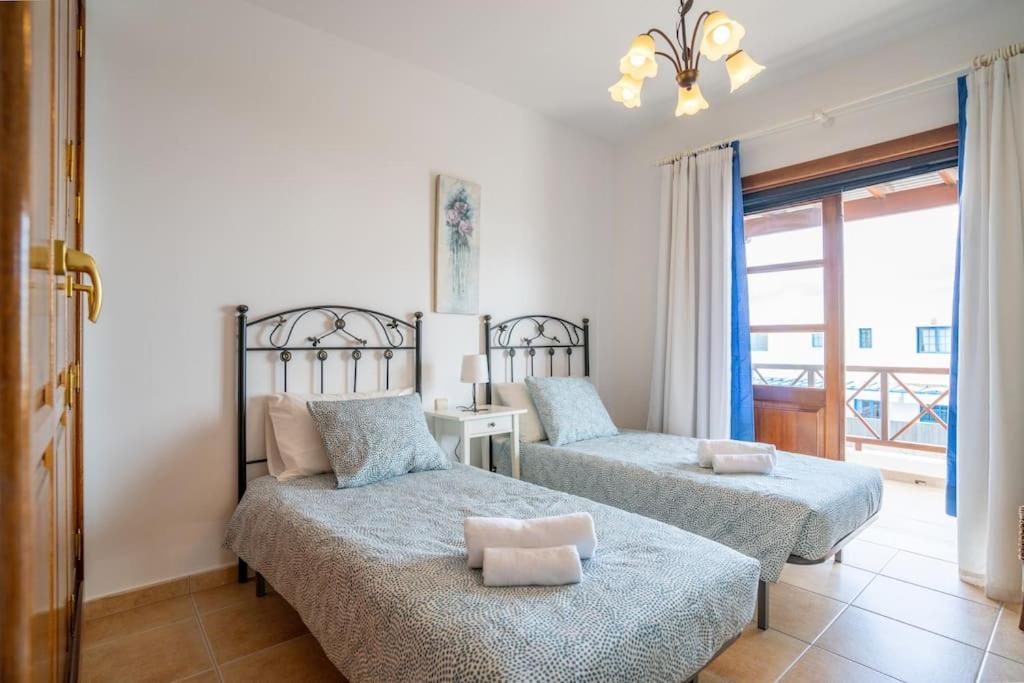 Beautiful Home In Lanzarote 5 Mins From Marina Коста Бланка Экстерьер фото