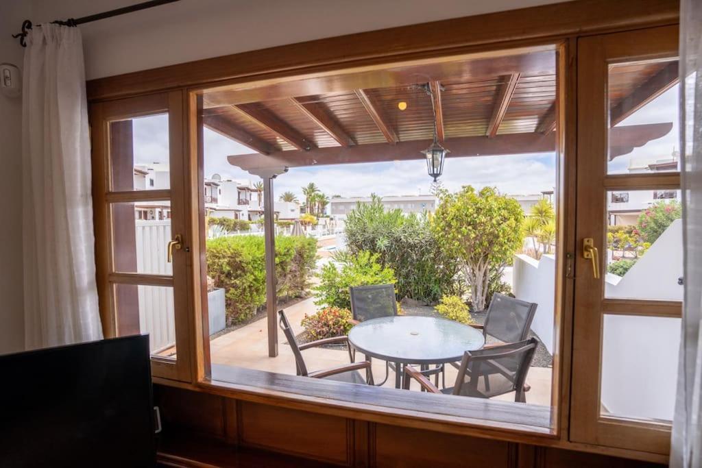 Beautiful Home In Lanzarote 5 Mins From Marina Коста Бланка Экстерьер фото